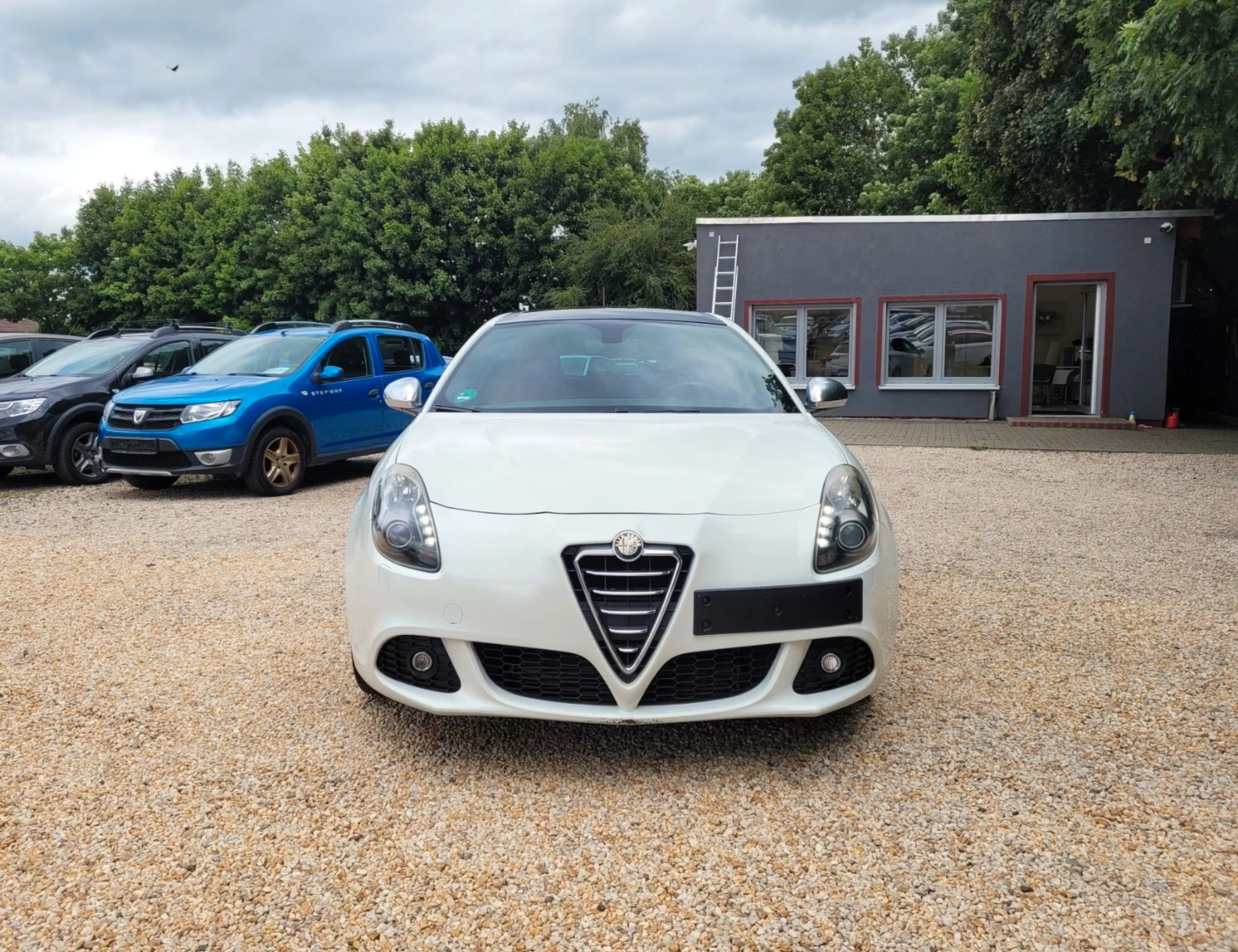 Alfa Romeo Giulietta Quadrifoglio Verde 1.8*SZH*8xLMF*TÜV* — photo 9
