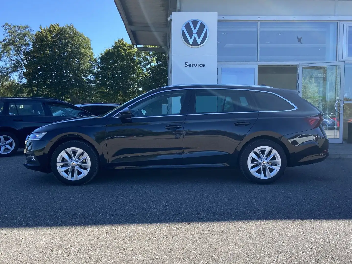 Skoda Octavia Combi 1.0 TSI First Edition EL.HECK+17"+ Schwarz - 2