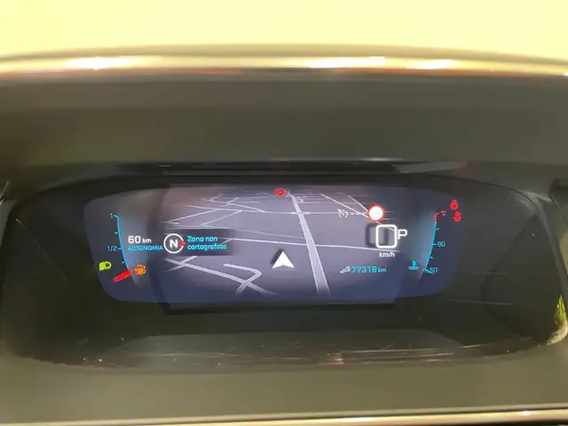 Peugeot 2008 view 9