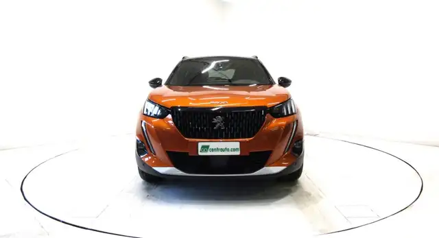 Peugeot 2008 view 2