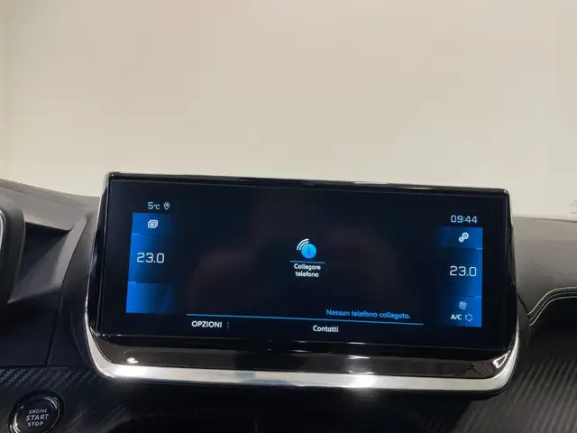 Peugeot 2008 view 12