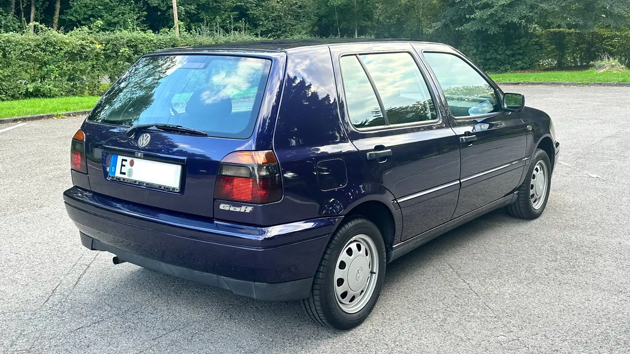 Volkswagen Golf 1.6 Family, foto 1