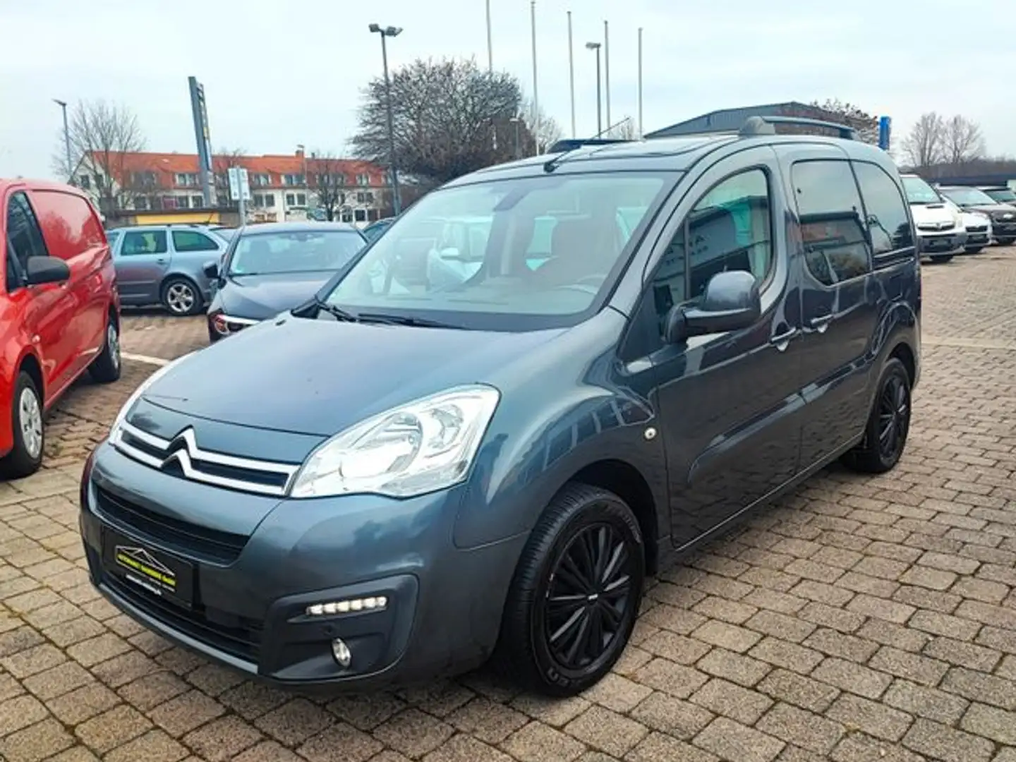 Sonstige Marken Berlingo Kombi (06.2008->) Grau - 1