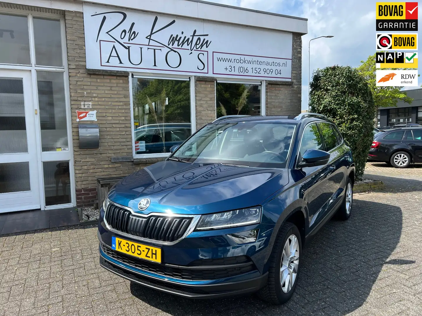 Skoda Karoq 1.0 TSI Business Edition Plus Blauw - 1