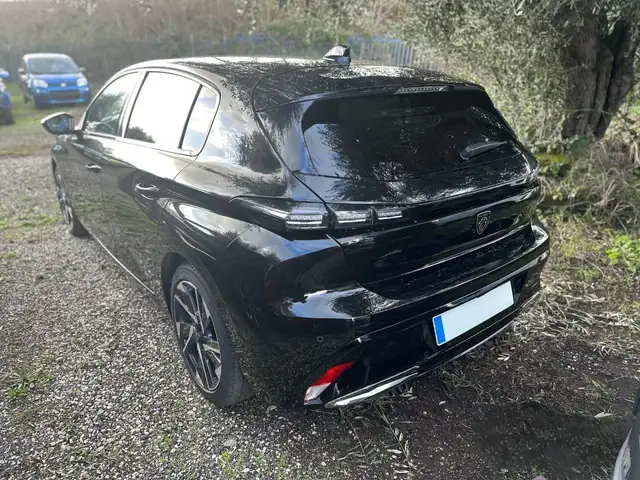 Peugeot 308 view 5