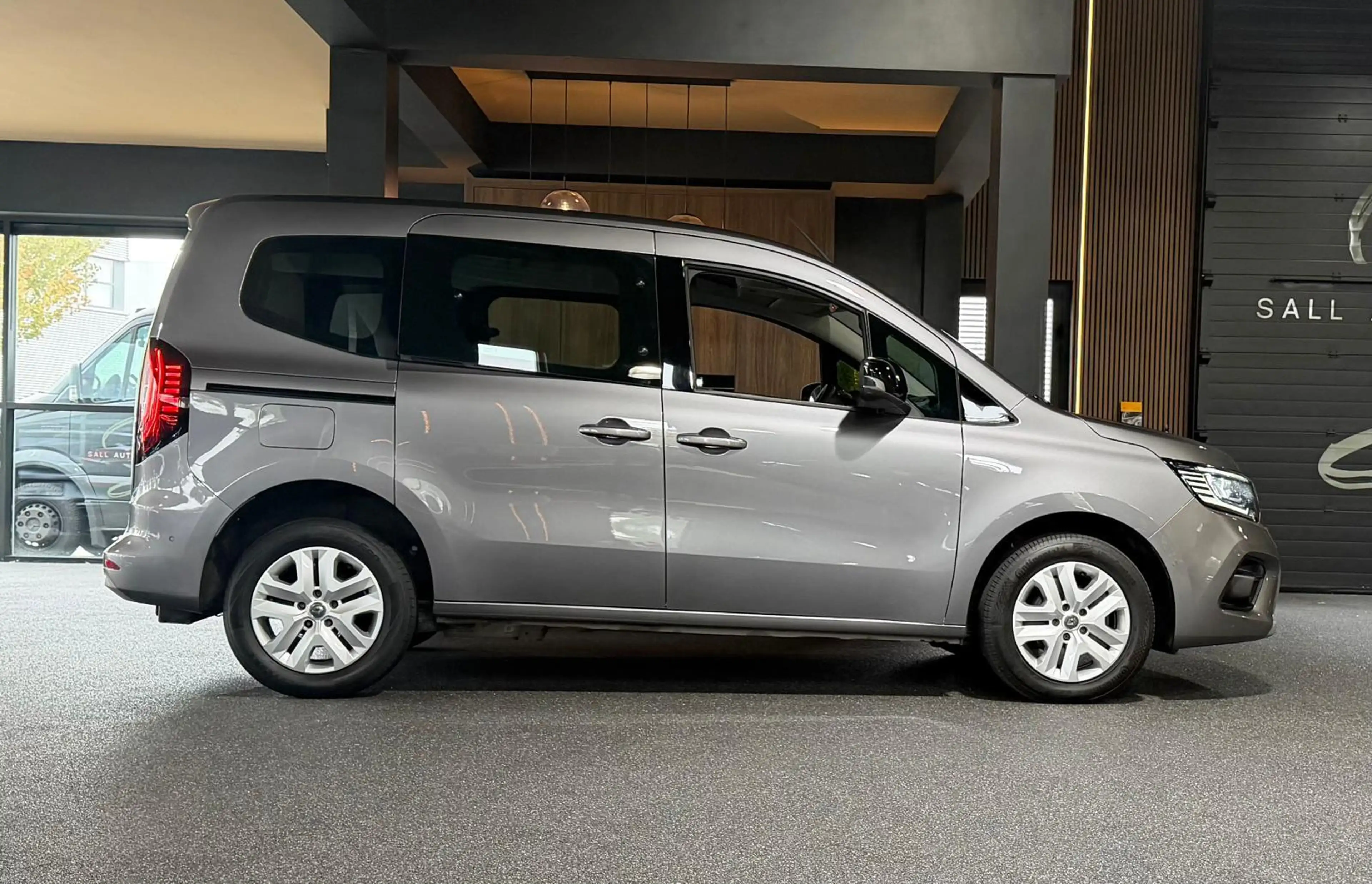Renault Kangoo 1.3 TCe Rollstoelauto — photo 7