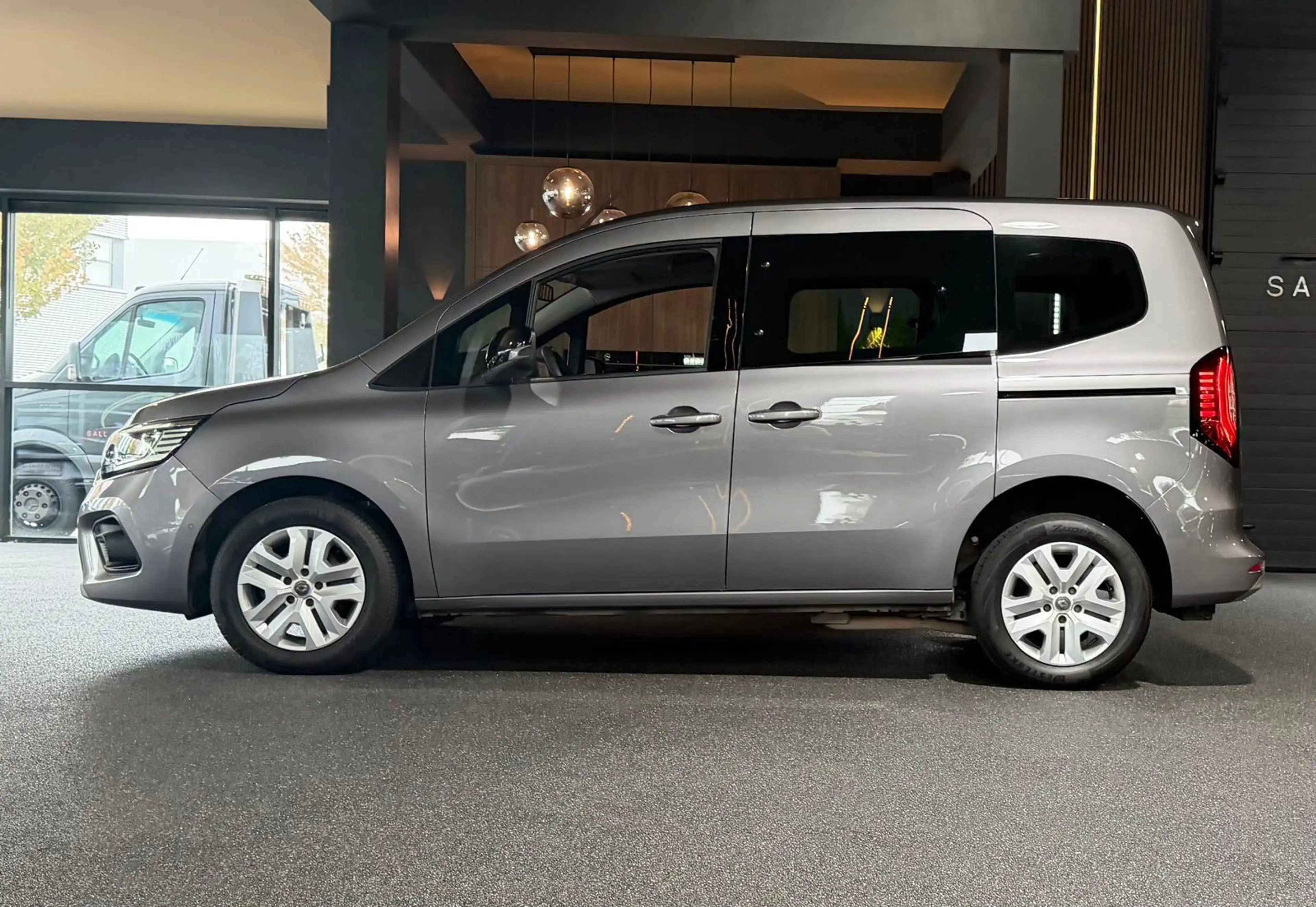 Renault Kangoo 1.3 TCe Rollstoelauto — photo 3