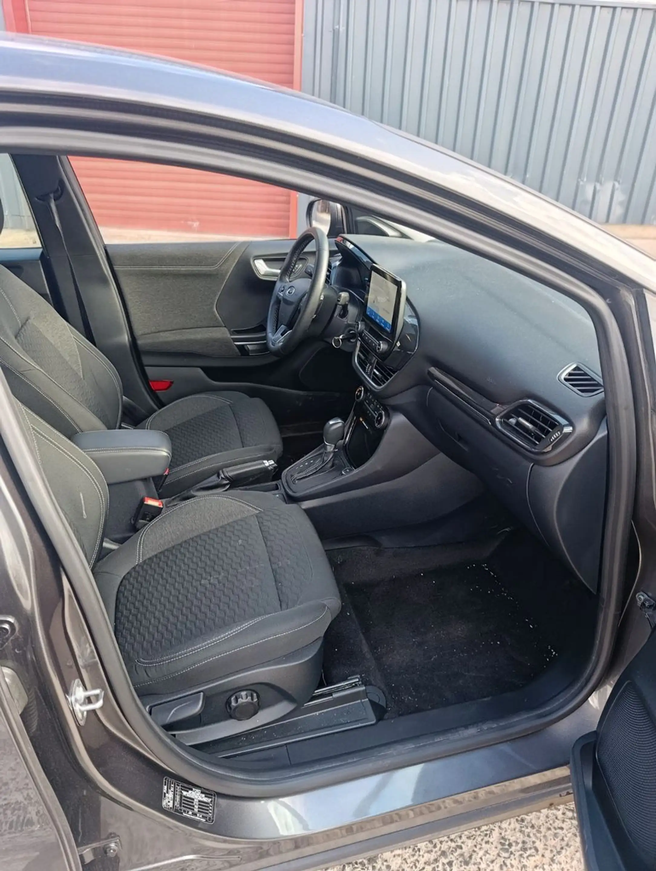 Ford Puma Titanium — photo 11