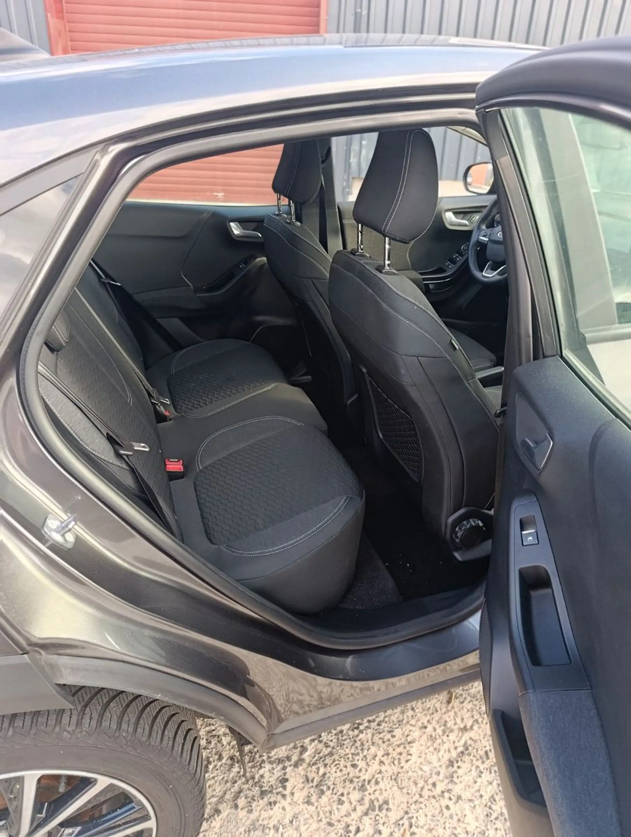 Ford Puma Titanium — photo 12