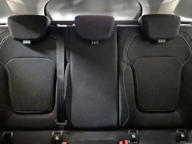 Renault Megane view 11