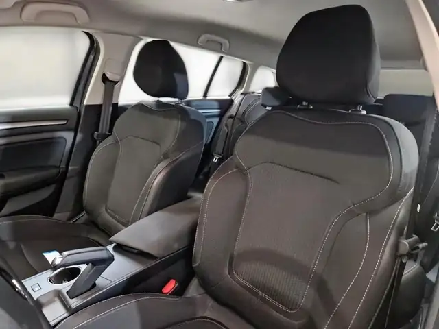 Renault Megane view 9