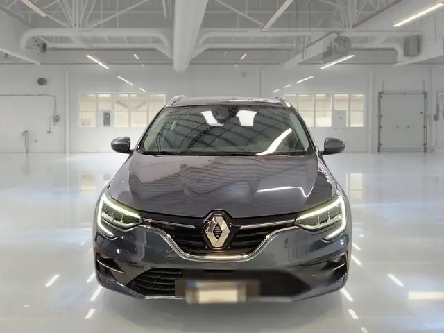 Renault Megane view 2