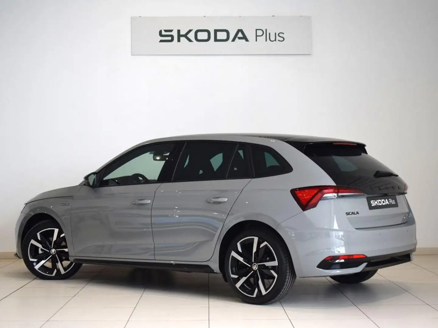 Skoda Scala 1.0 TSI Monte Carlo DSG 85kW Gris - 2