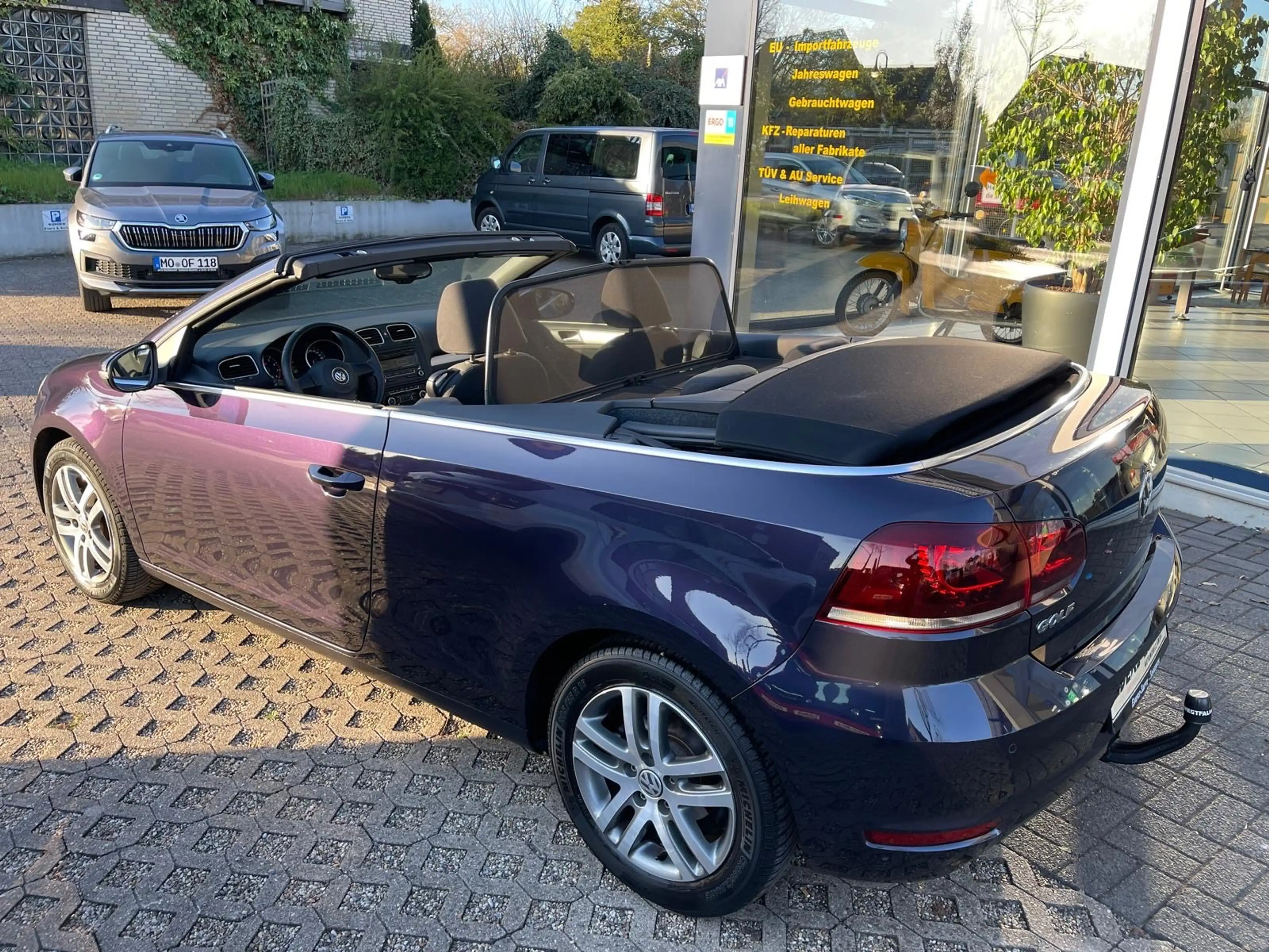 Volkswagen Golf Cabriolet (abnehmbare AHK; Climatronic) — photo 6