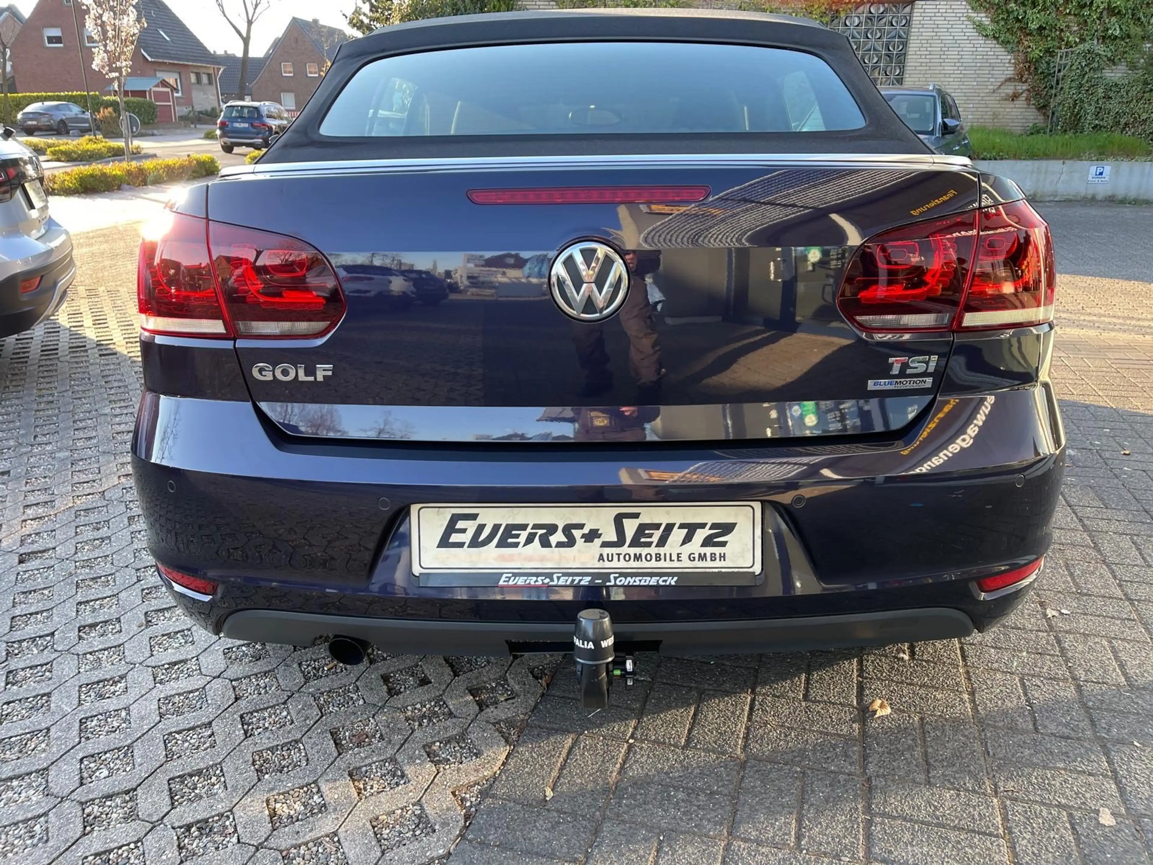 Volkswagen Golf Cabriolet (abnehmbare AHK; Climatronic) — photo 10