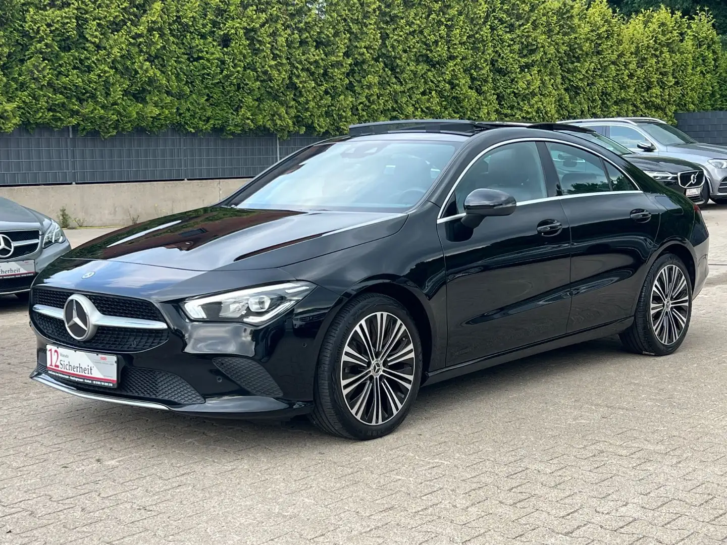 Mercedes-Benz CLA 200 Coupe 7G-DCT-PANODACH Negro - 1