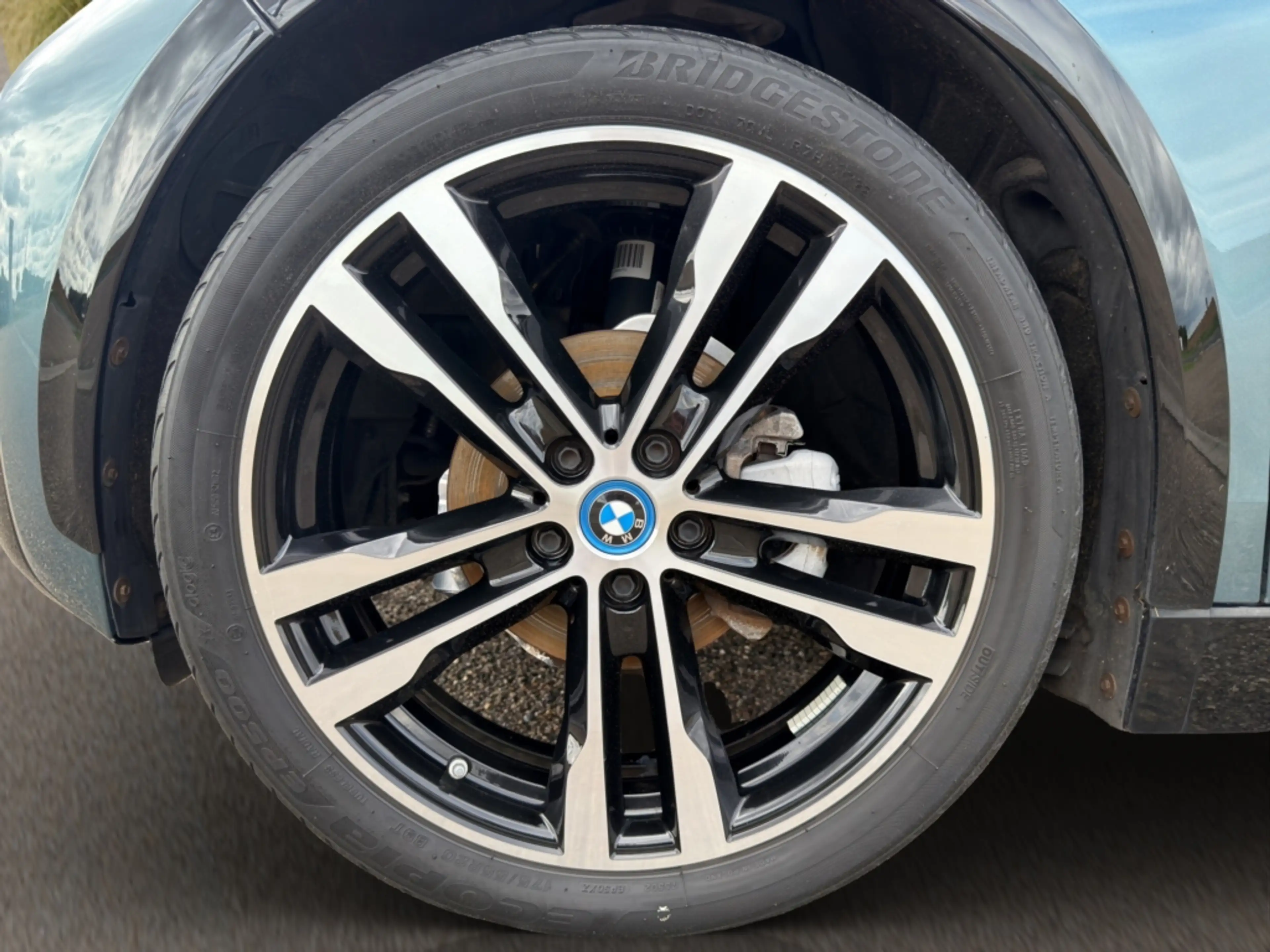 BMW i3 i3s - 42.2 kWh - 184 ch (135 kW) — photo 10