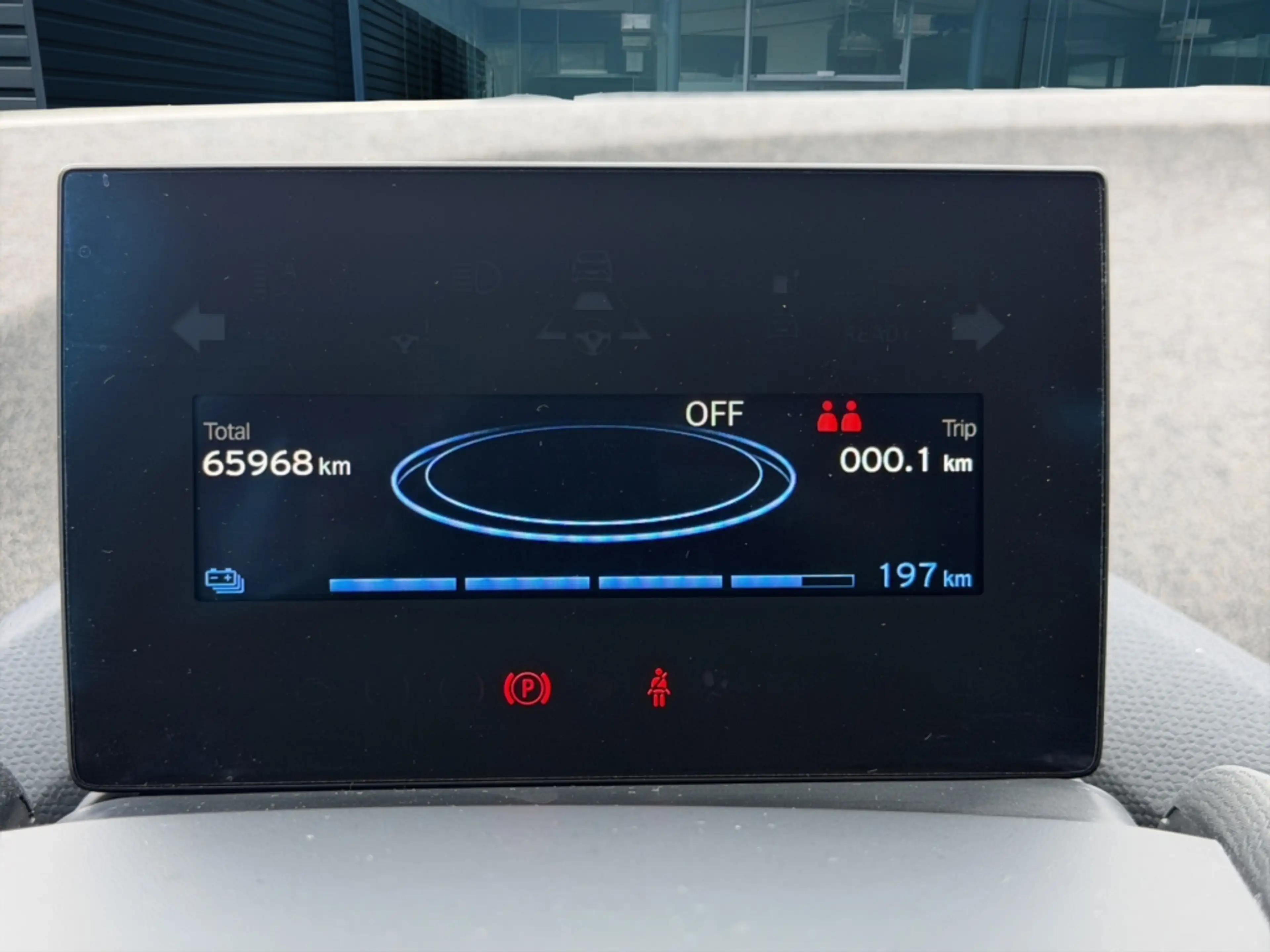 BMW i3 i3s - 42.2 kWh - 184 ch (135 kW) — photo 13
