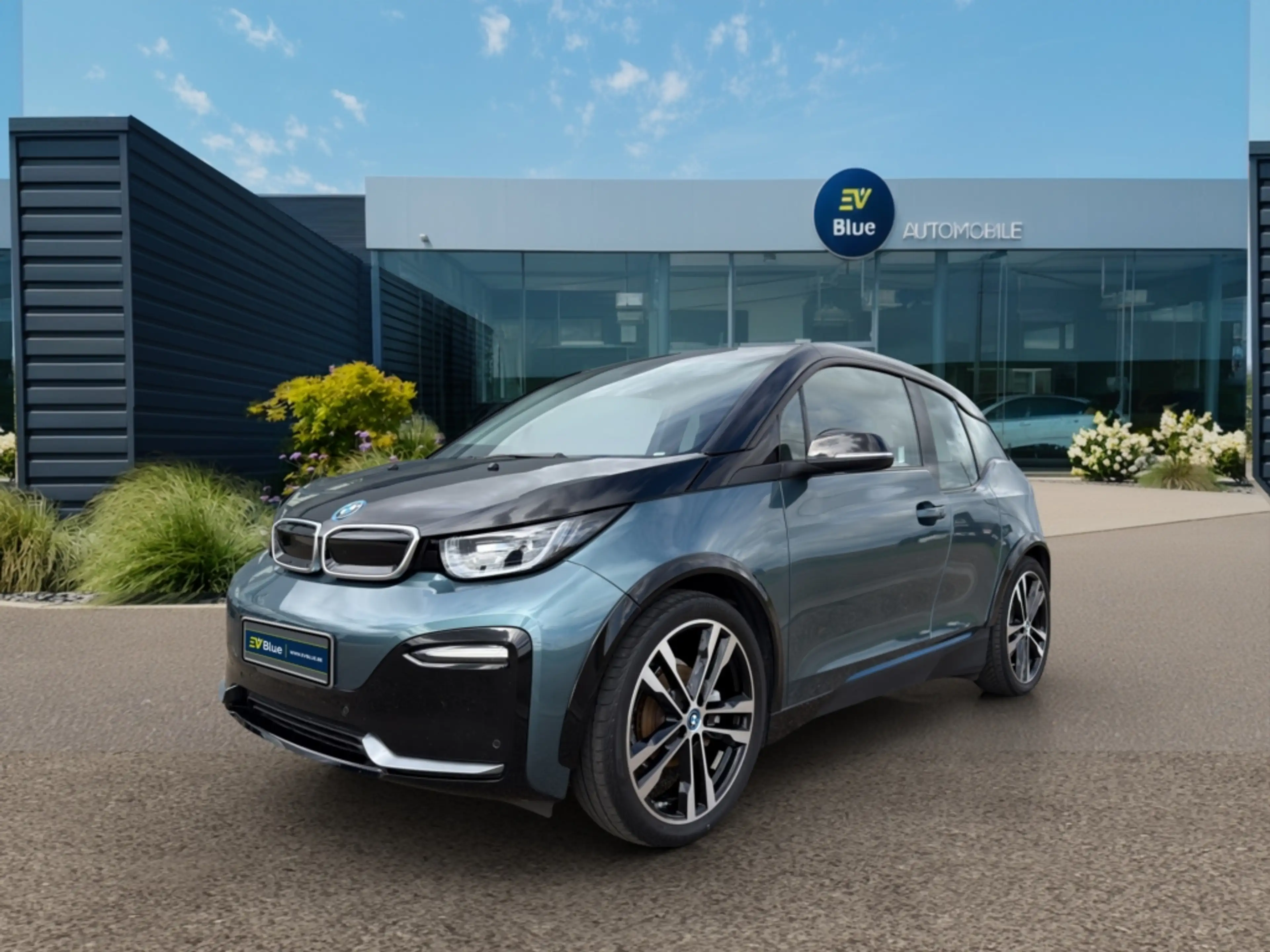 BMW i3 i3s - 42.2 kWh - 184 ch (135 kW)