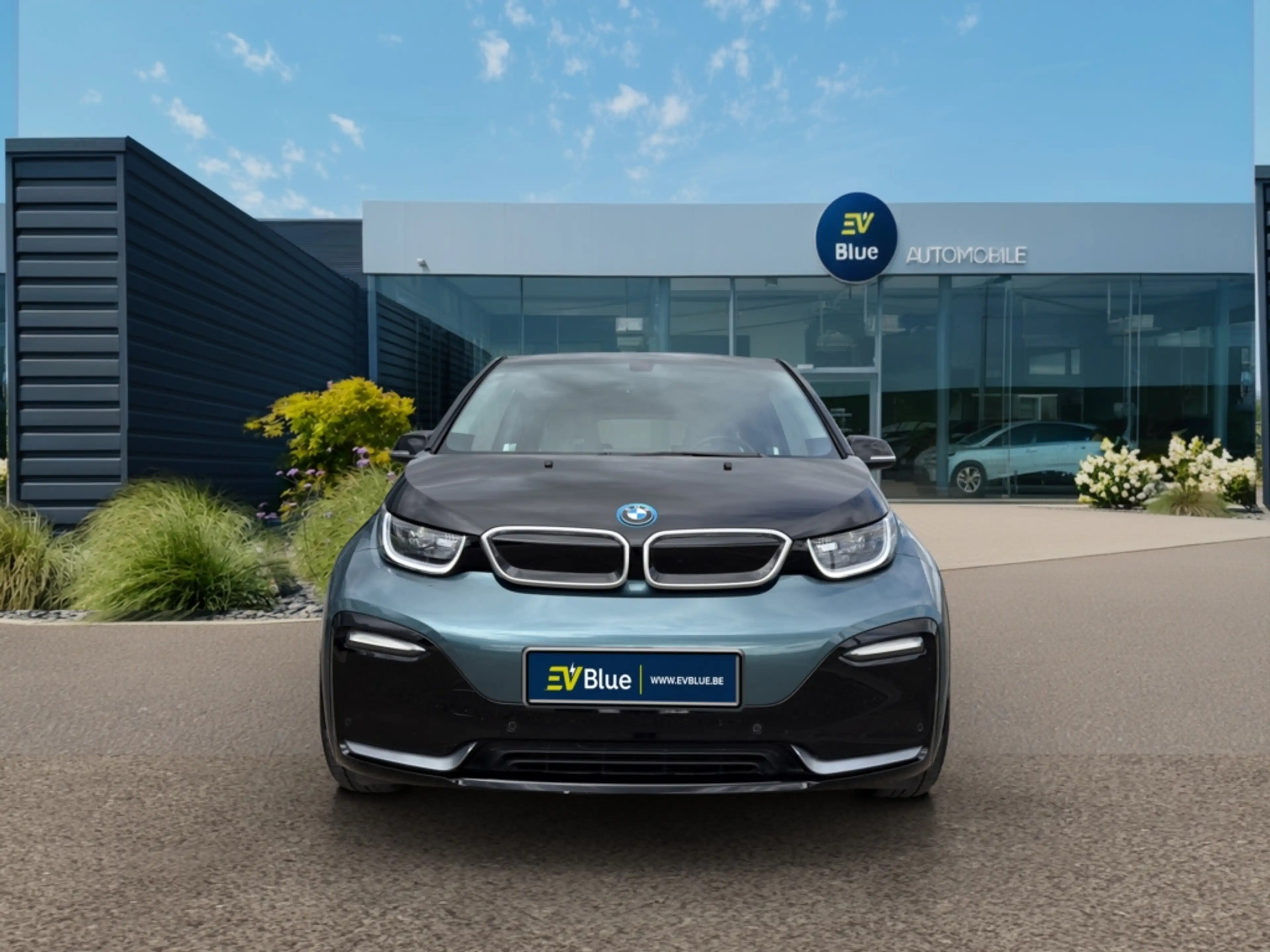 BMW i3 i3s - 42.2 kWh - 184 ch (135 kW) — photo 9