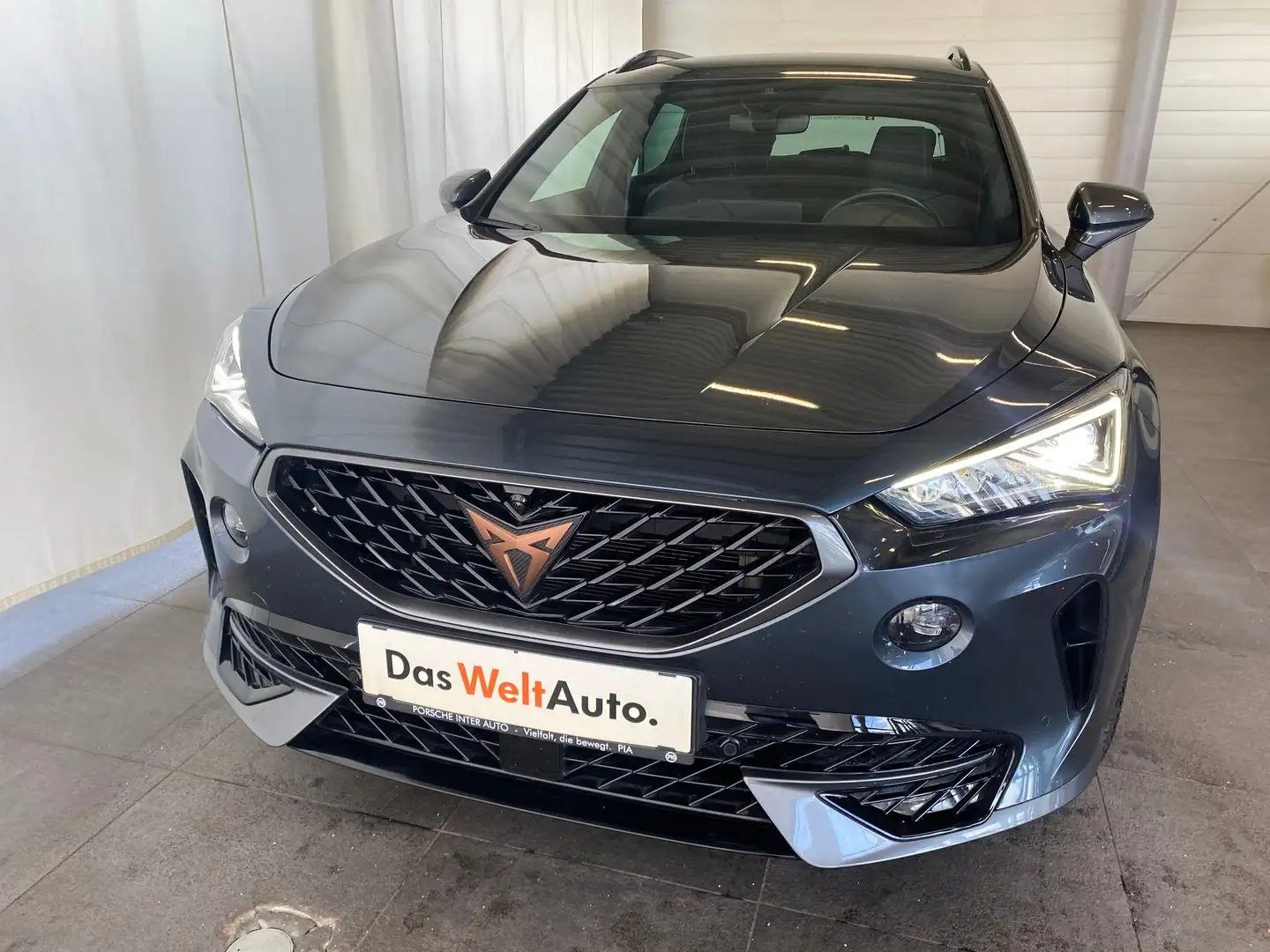 CUPRA Formentor TRIBE 1.5 TSI 150 PS ACT Grau - 2