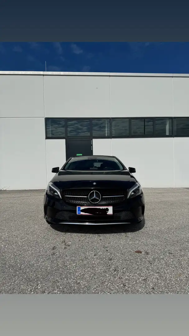 Mercedes-Benz A 180 d Schwarz - 1