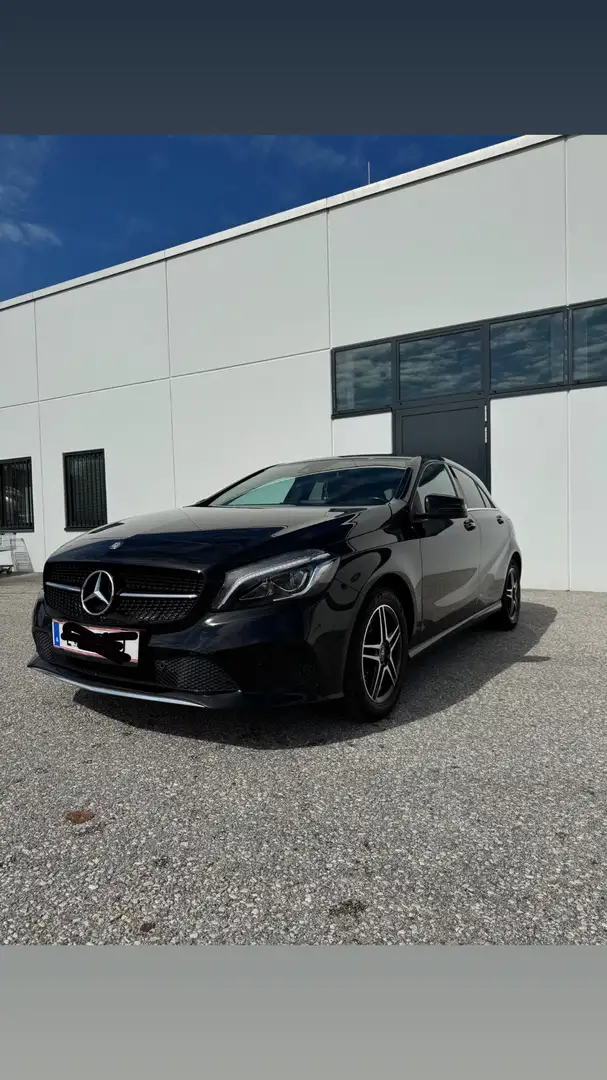 Mercedes-Benz A 180 d Schwarz - 2