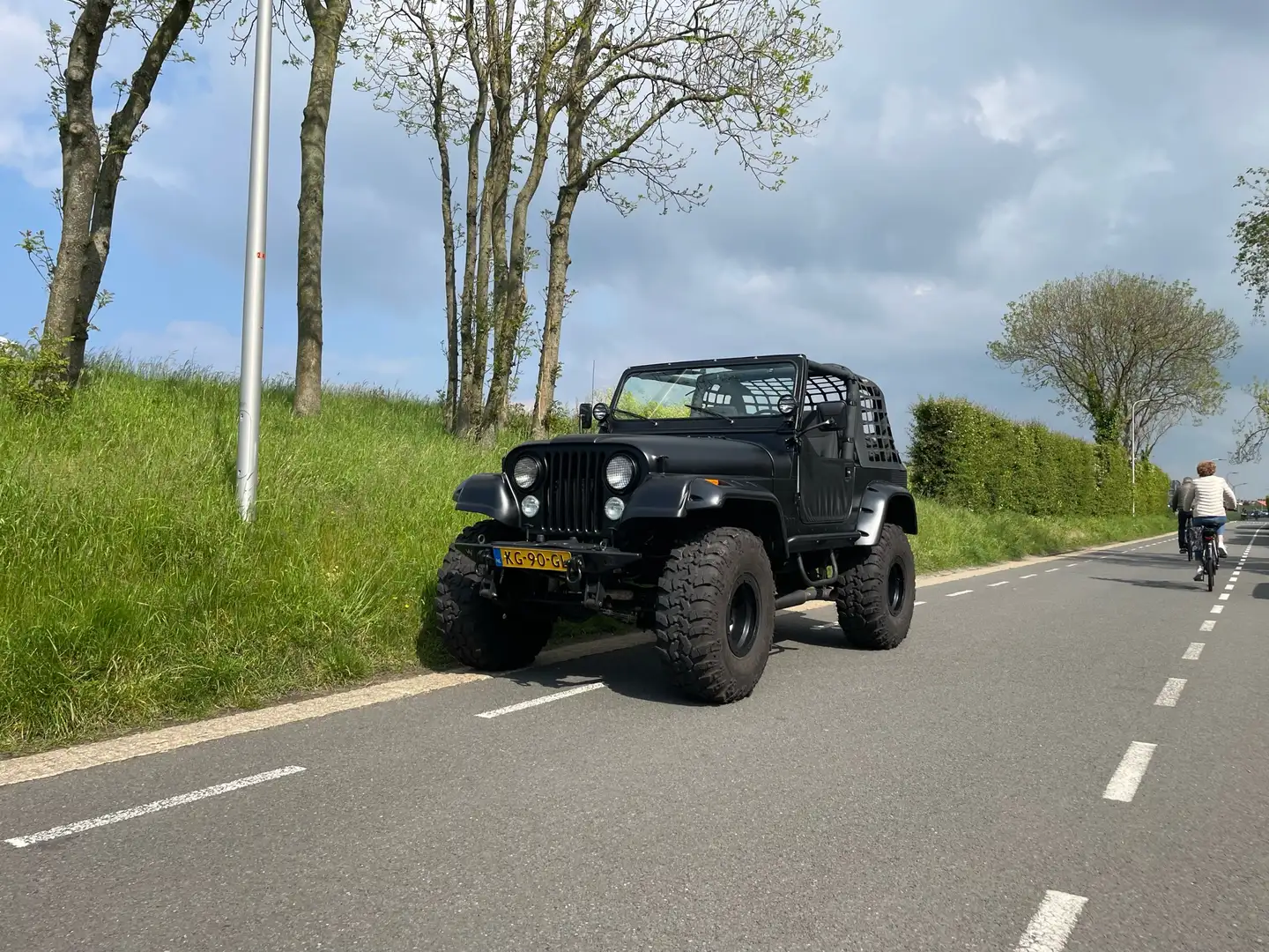 Jeep CJ-7 - 1