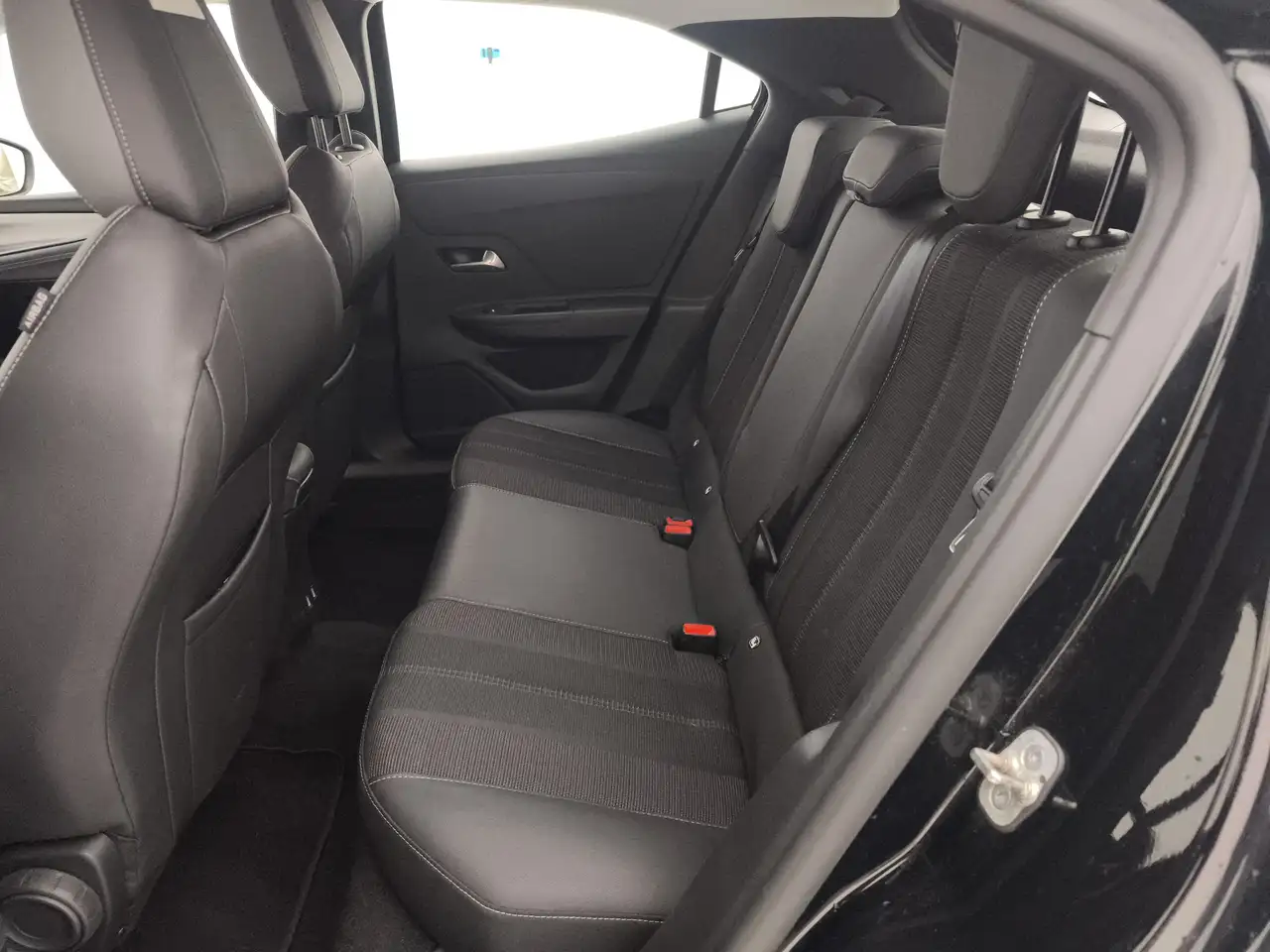 Opel Mokka 1.2 T Elegance 21