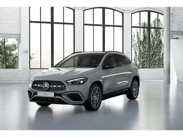 Mercedes-Benz GLA view 2