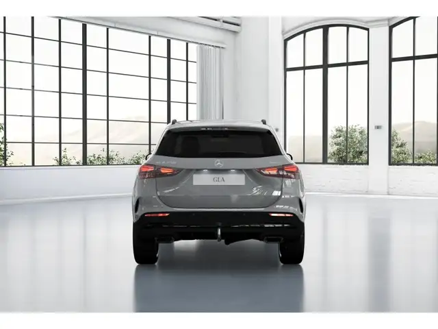 Mercedes-Benz GLA view 6