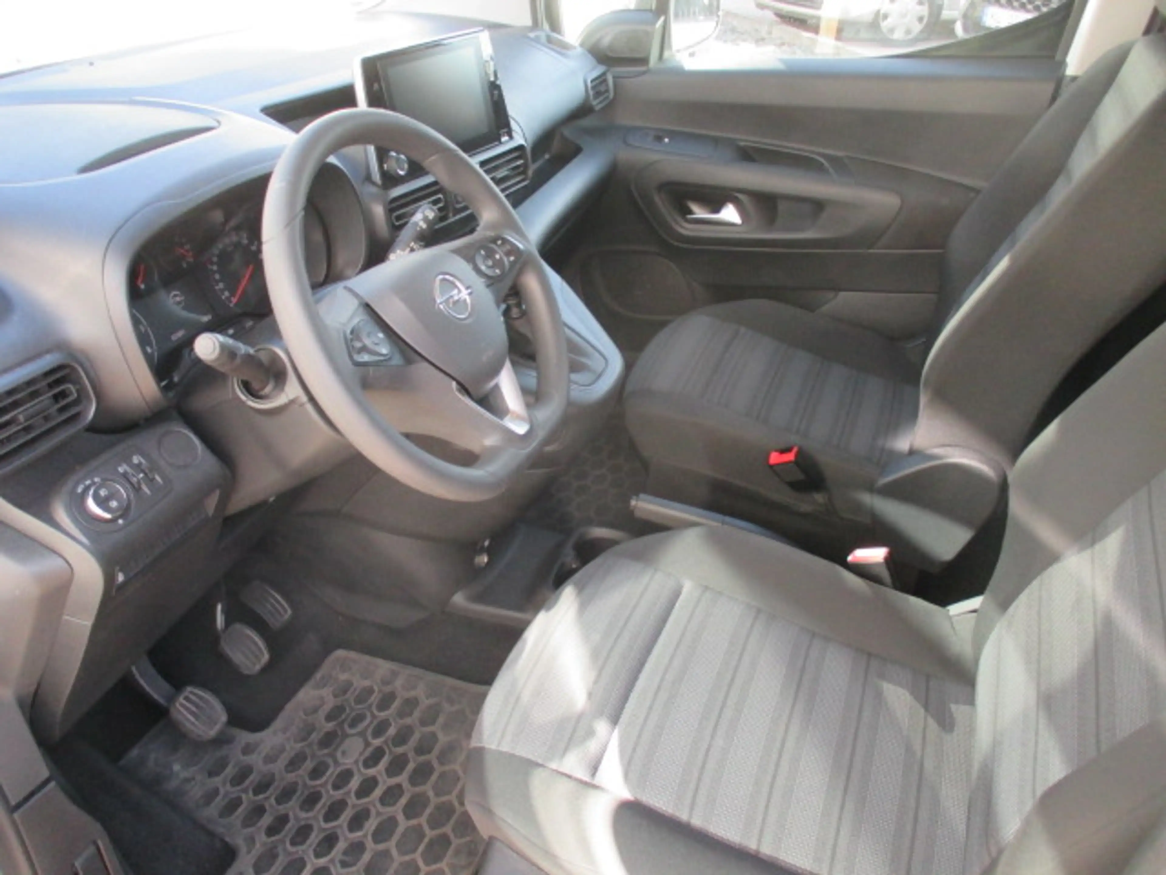 Opel Combo Edition — photo 9