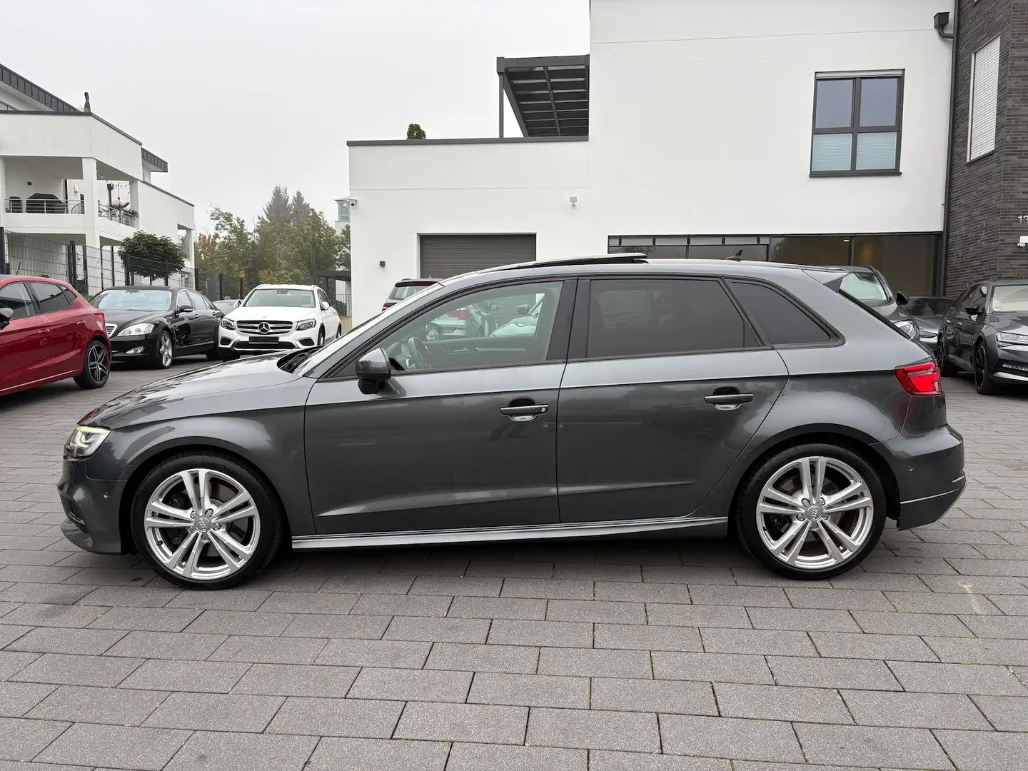 Audi S3 2.0 TFSI S-TRONIC PANO B&O LED Nero - 2