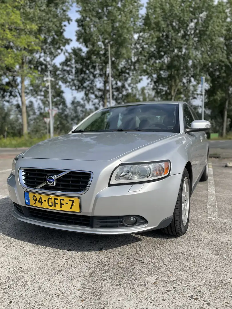 Volvo S40 1.8 Edition I Grijs - 1
