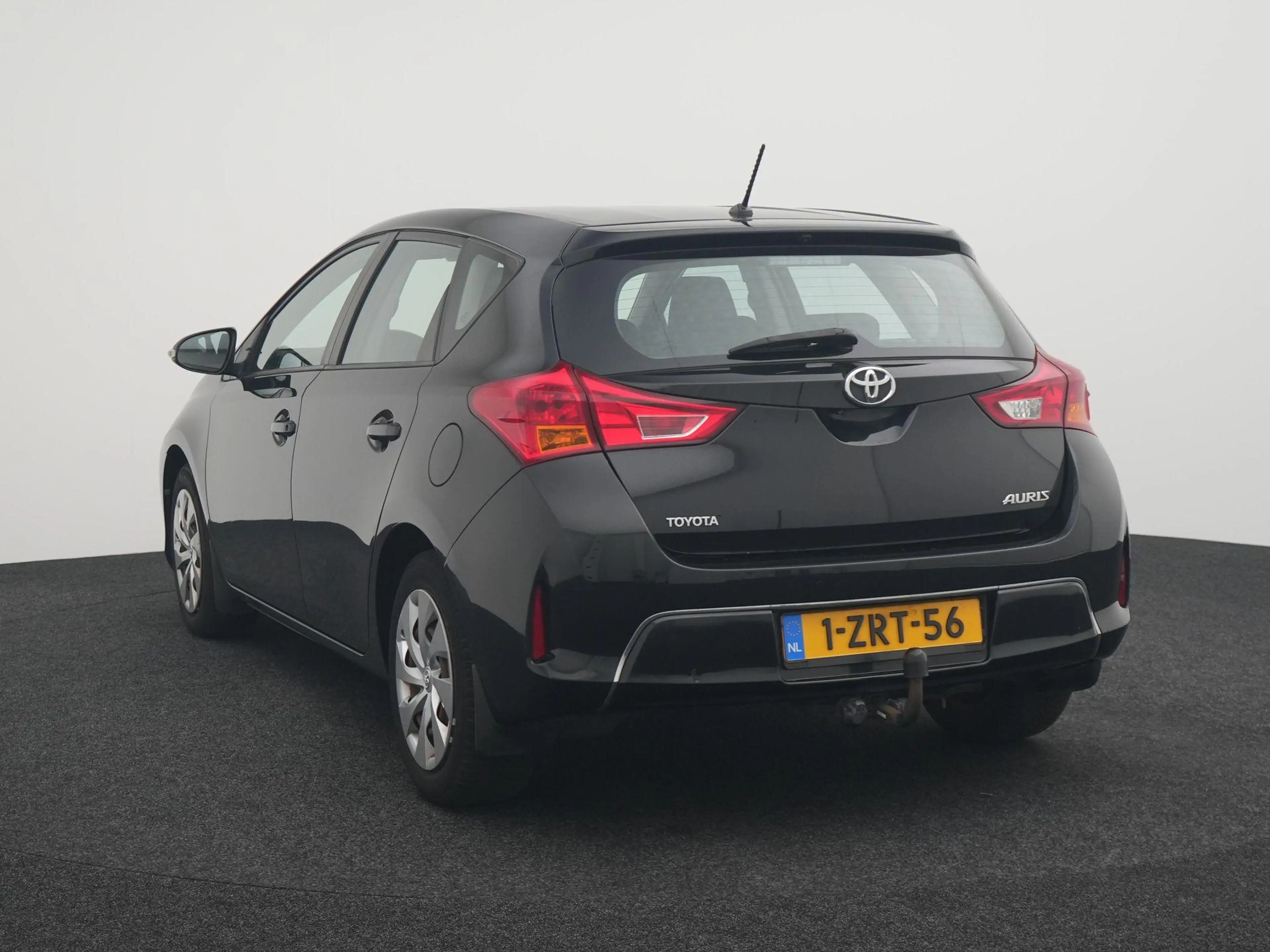 Toyota Auris 1.6 Aspiration — photo 2