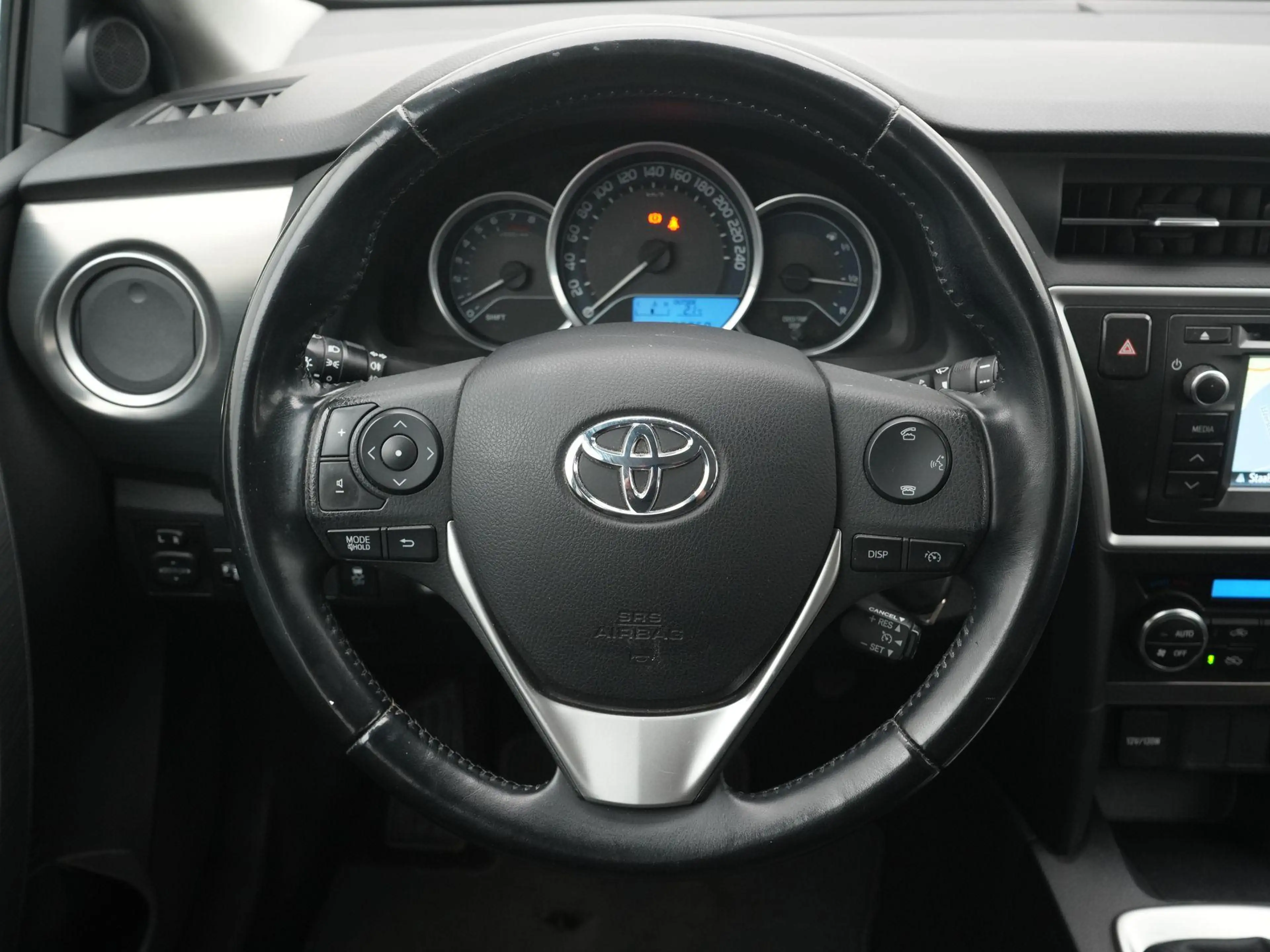 Toyota Auris 1.6 Aspiration — photo 8