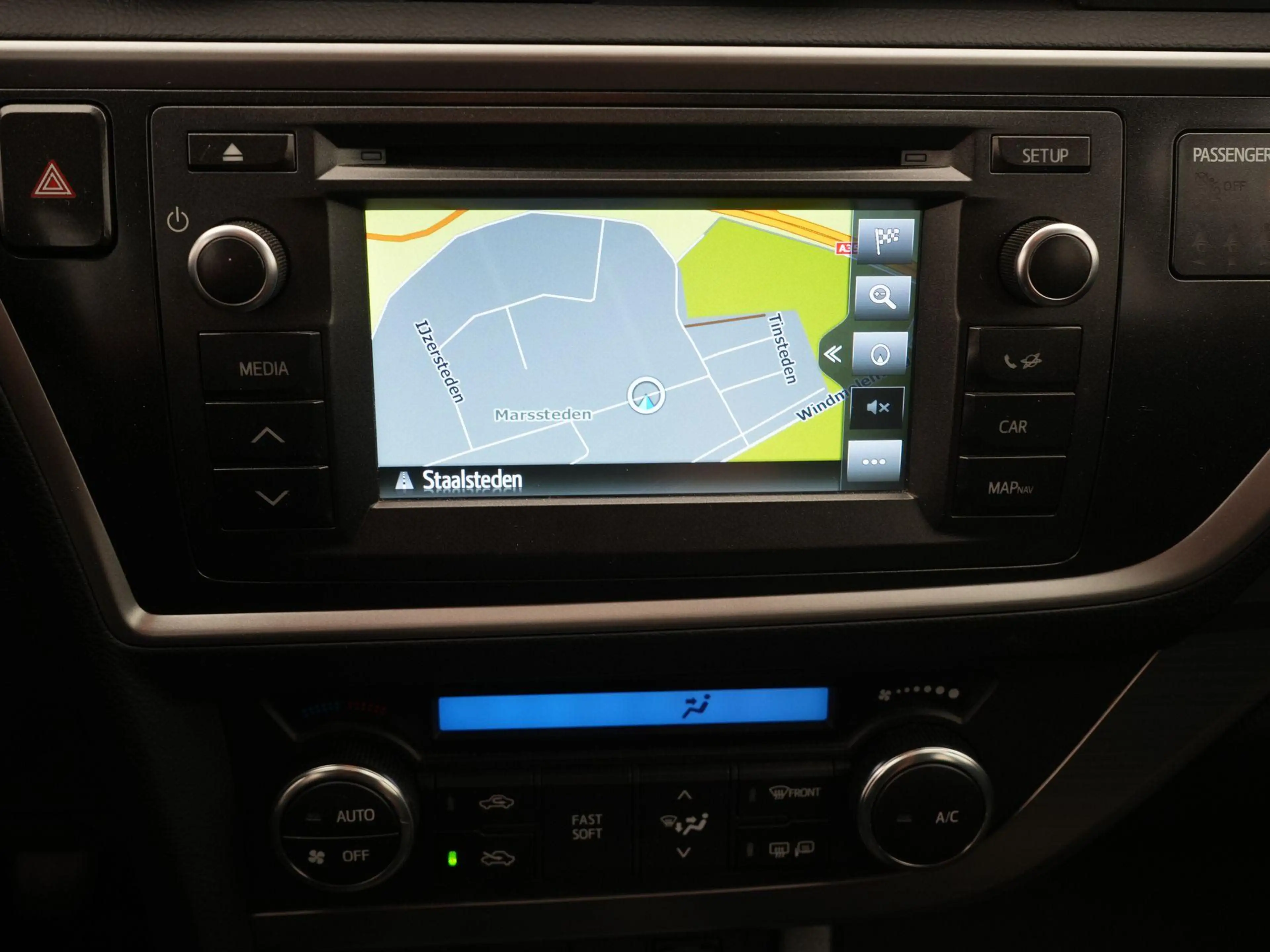 Toyota Auris 1.6 Aspiration — photo 12