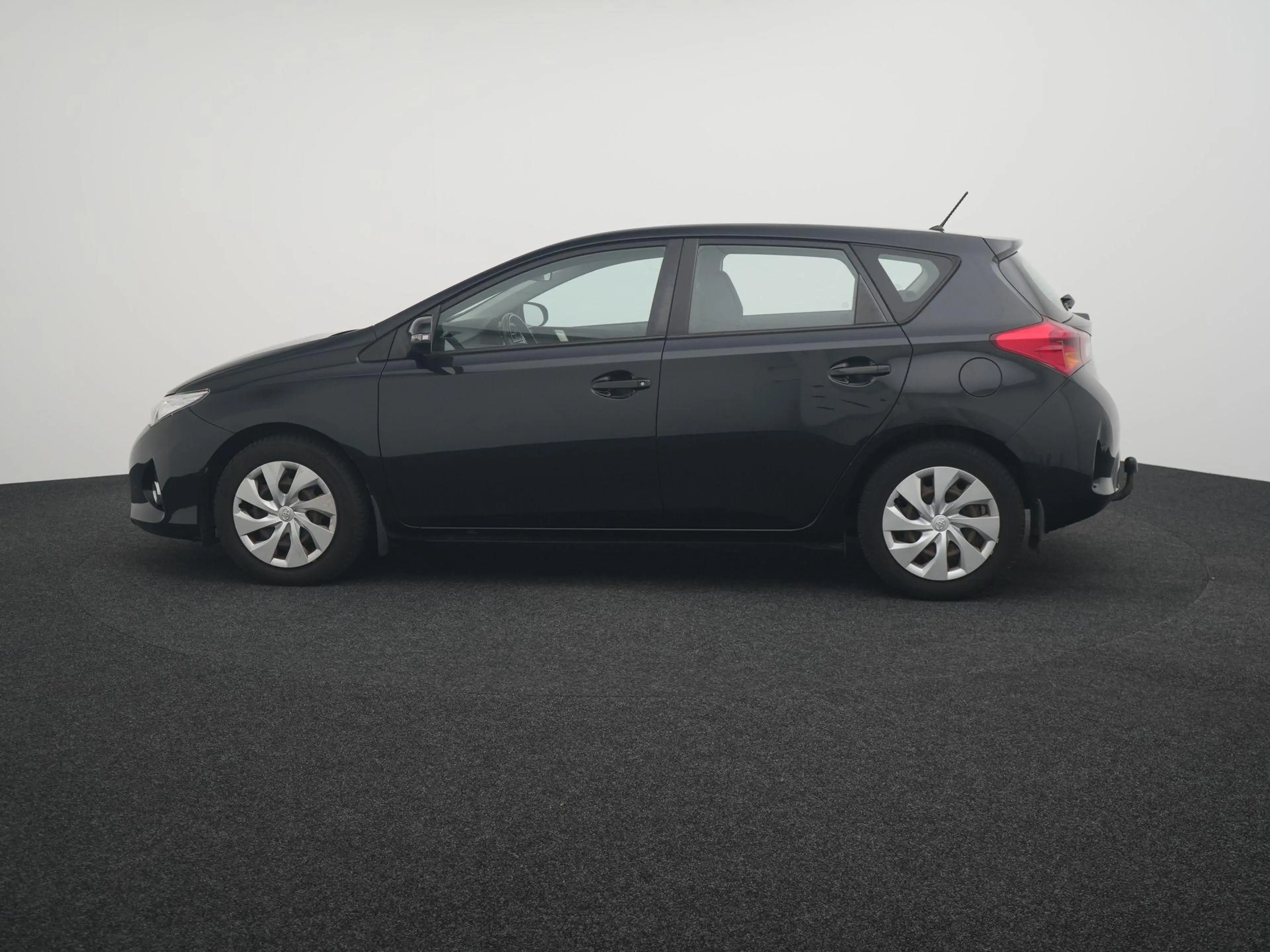 Toyota Auris 1.6 Aspiration — photo 4