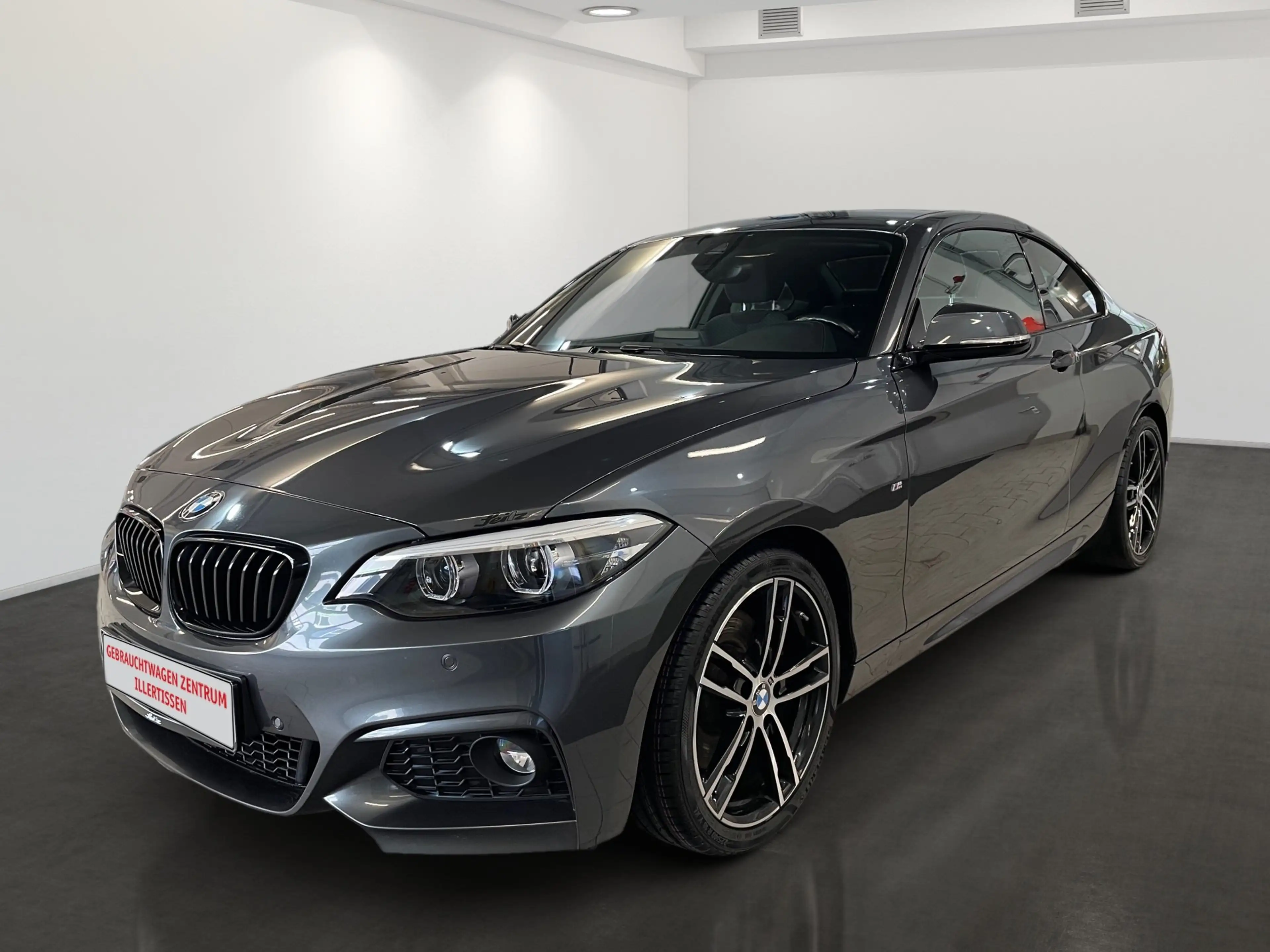 BMW 230 i Coupe M Sport *LED*PDC*SITZH* — photo 2