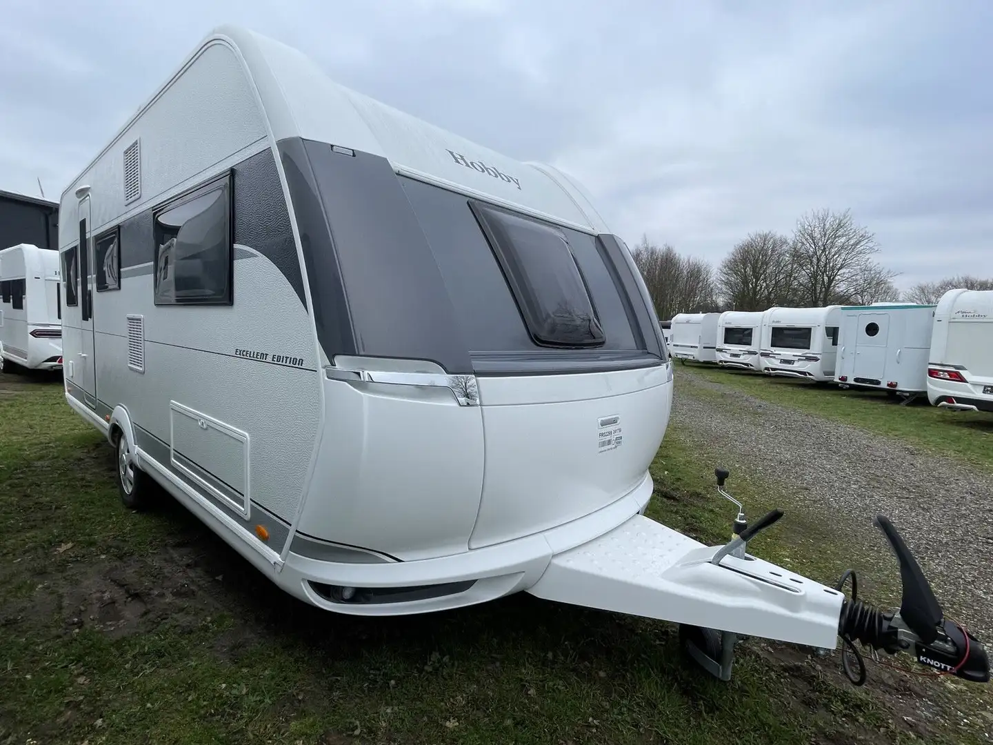 Hobby Excellent Edition 495 UL Wit - 1