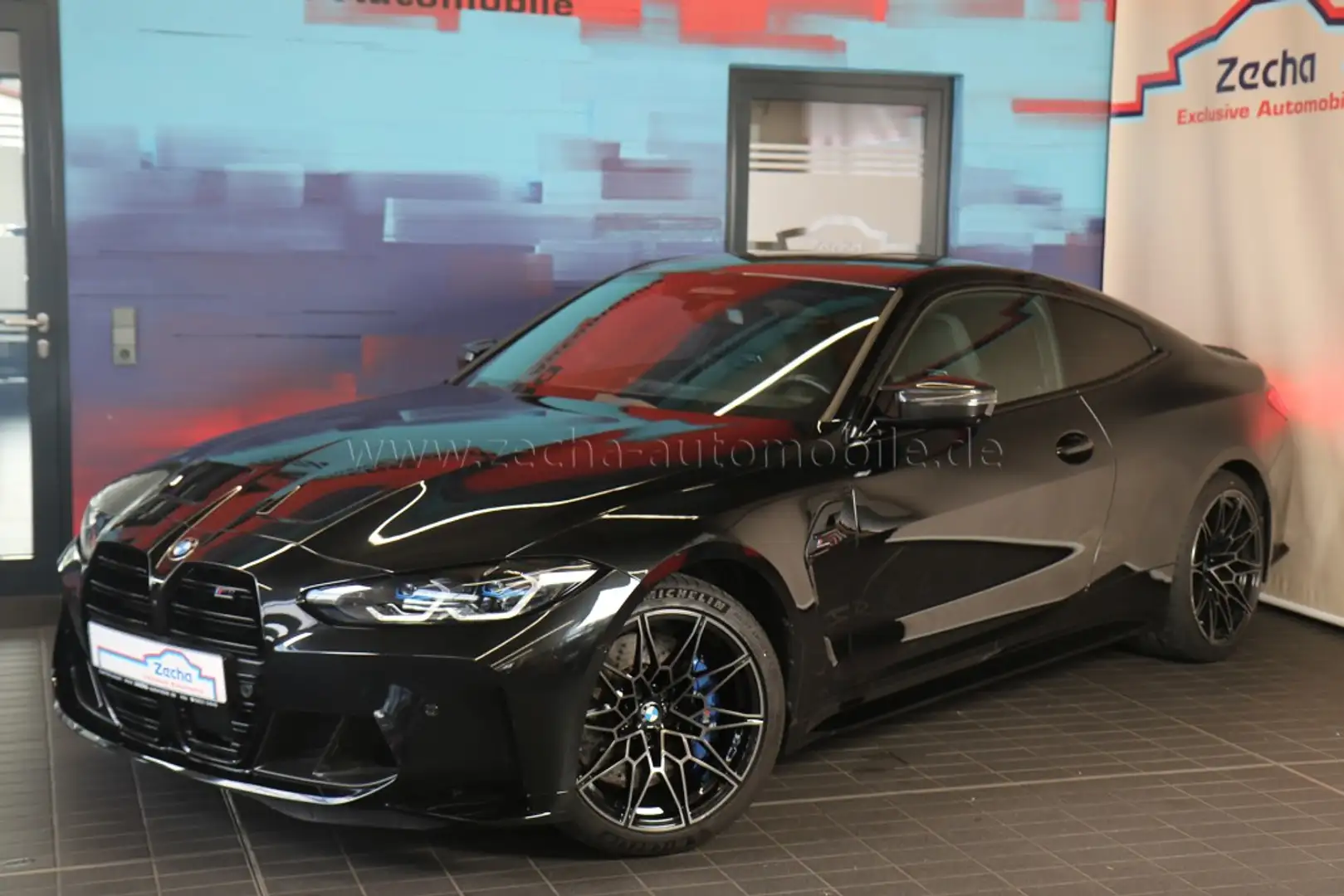 BMW M4 xDr. Coupé Competition M-DrivPack.Carbon.360° Noir - 1