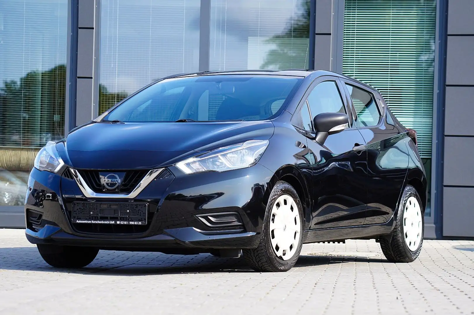 Nissan Micra Visia Plus *MIT 2 JAHREN GARANTIE* Noir - 1