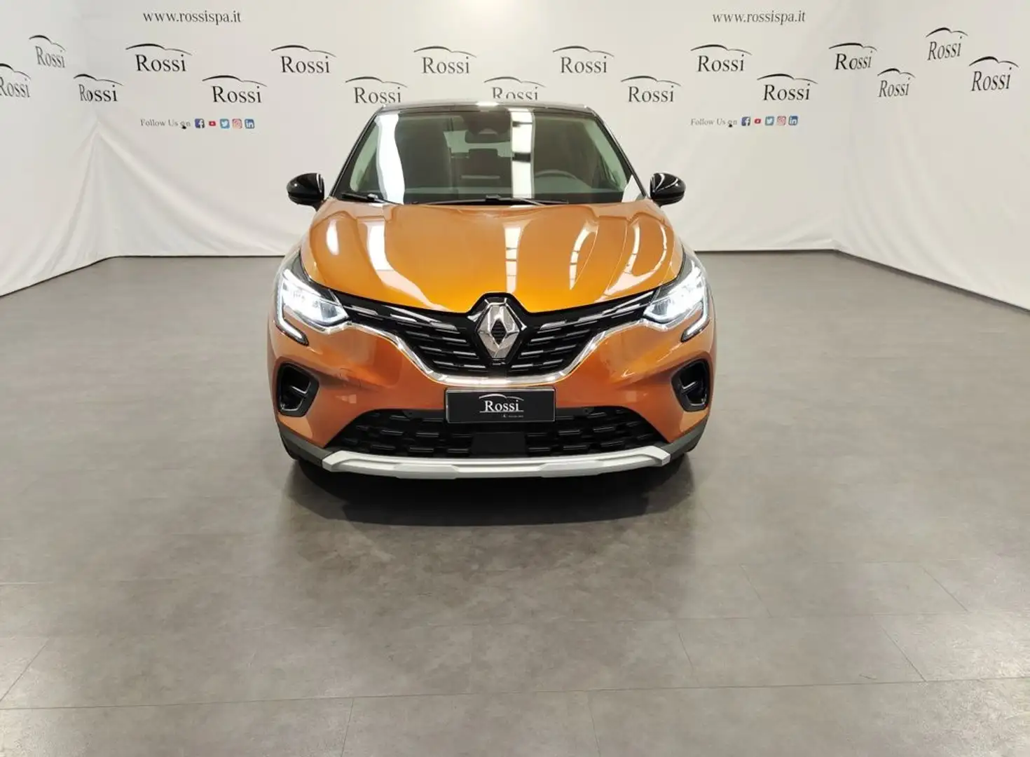 Renault Captur 1.6 E-Tech phev Intens 160cv auto Marrone - 1