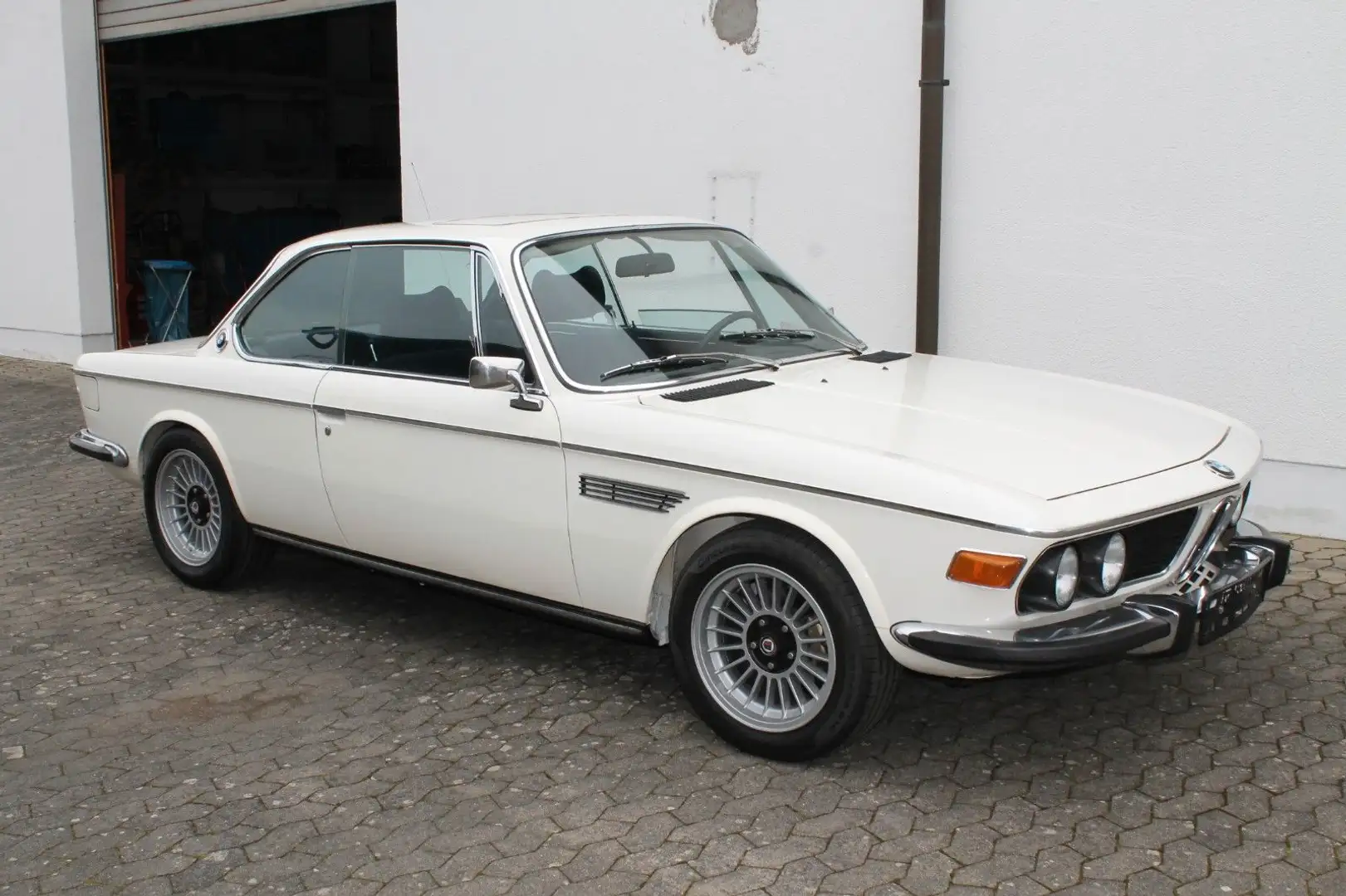 BMW 3.0 CS Coupe´Zustand2+!!! Blanc - 1