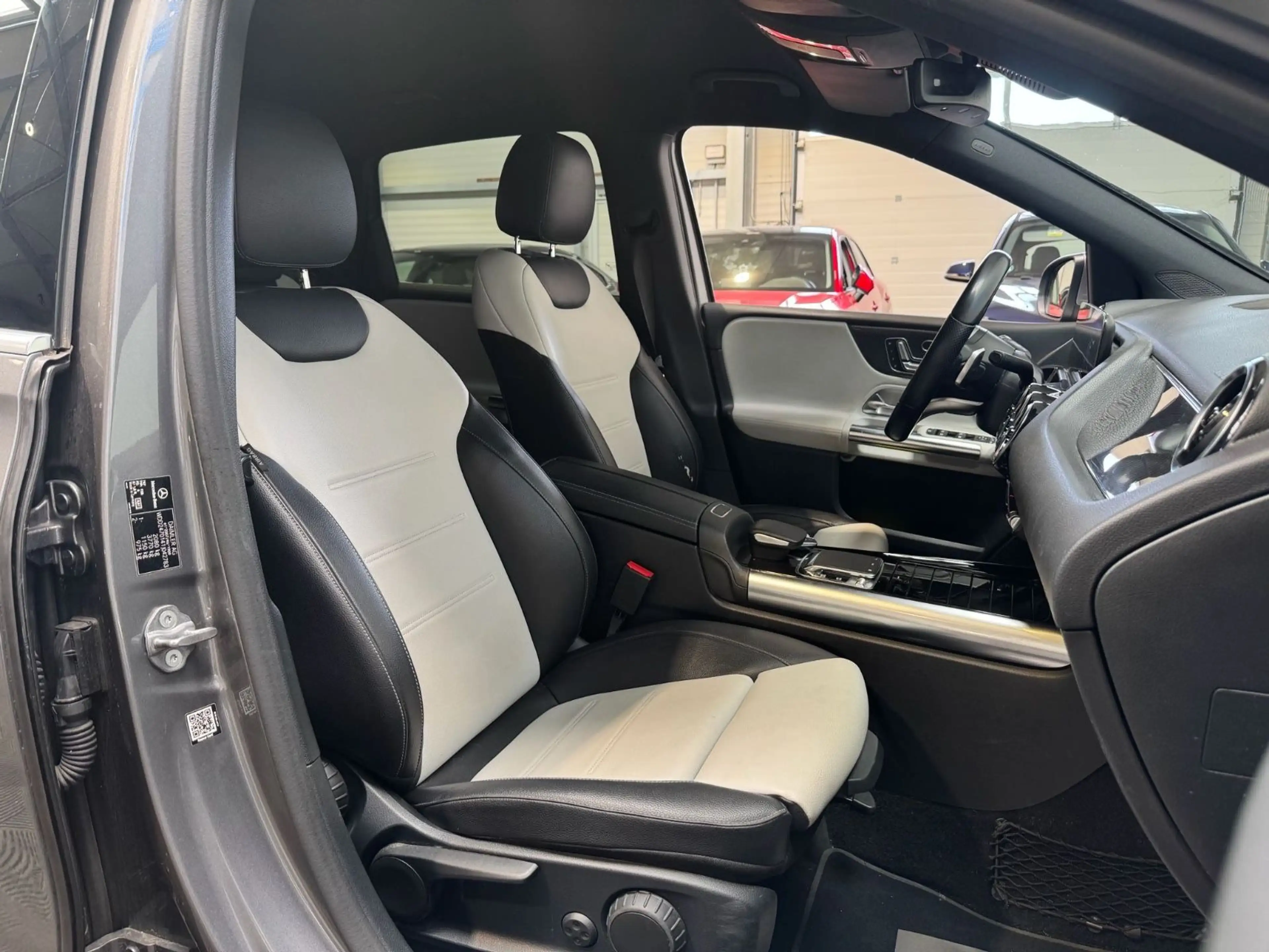 Mercedes-Benz B 220 d *AMG*360°Kam*AHK*Memory* — photo 12