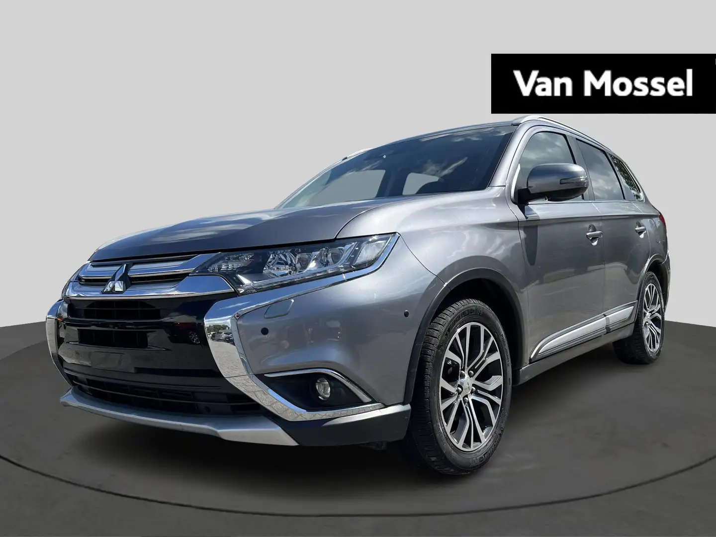 Mitsubishi Outlander 2.2 Di-D Automaat|7 zit|Pano|Camera|Leder Gris - 1