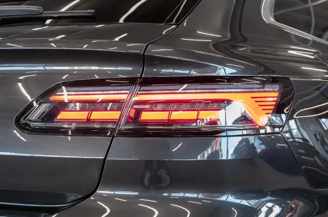 Volkswagen Arteon view 8