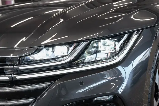 Volkswagen Arteon view 4