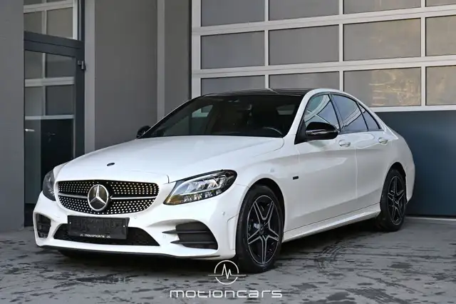 Mercedes-Benz C 300 C-Klasse C 300 de AMG Line