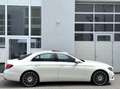 Mercedes-Benz E 300 9G Avantgarde DESIGNO *MULTIBEAM*SHD*KAME* Blanc - thumbnail 16